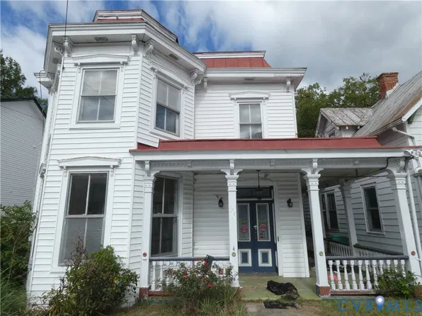 131 New St, Petersburg, VA 23803