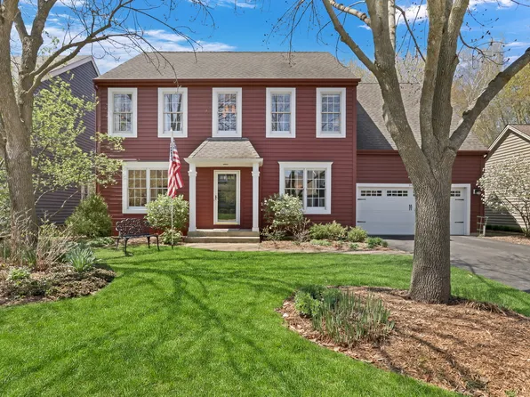983 Mount Vernon Dr, Grayslake, IL 60030