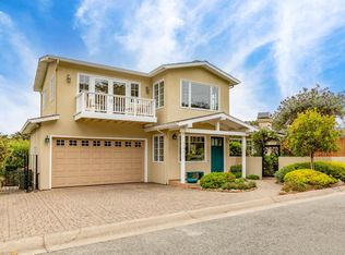 1146 Crest Ave, Pacific Grove, CA 93950