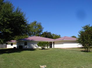425 Sugar Hill Rd, Paris, TX 75462
