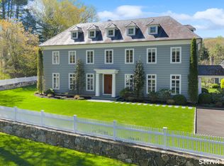 24 Llewellyn Drive, New Canaan, CT 06840
