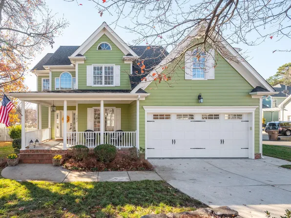102 Magnolia Bloom Ct, Cary, NC 27519