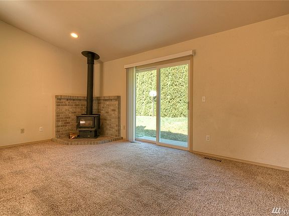 3rd image of 19113 21st St S