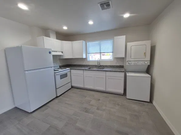 183 N 23rd Ave, 183 N 23rd Ave #4, Yuma, AZ 85364