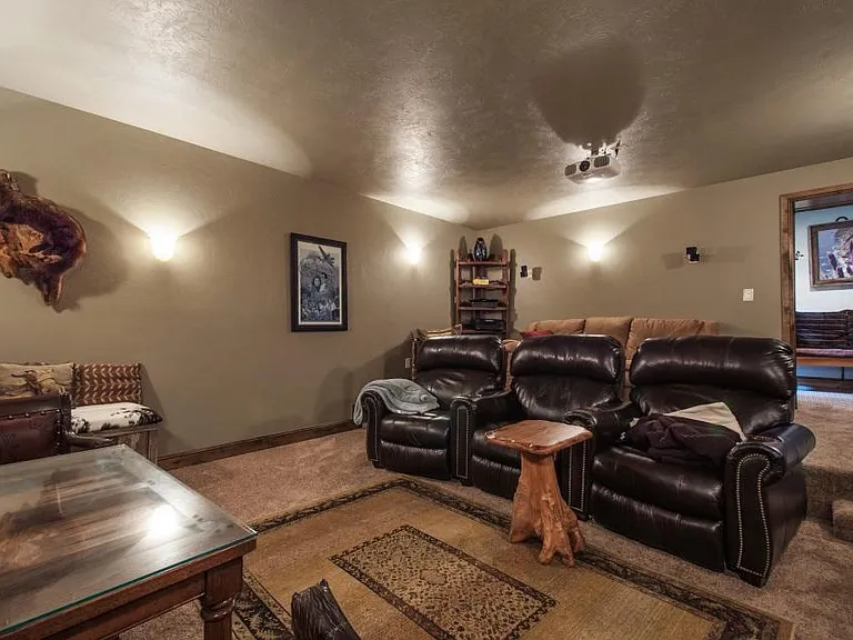 1426 Hailstone Dr — Photo 33