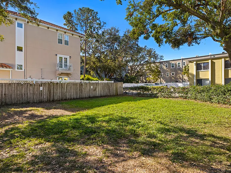 3206 W Azeele St #1-128 — Photo 36