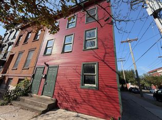 372 Madison Ave, Albany, NY 12210