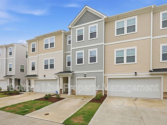 2nd image of 1112 Lily Loch Way