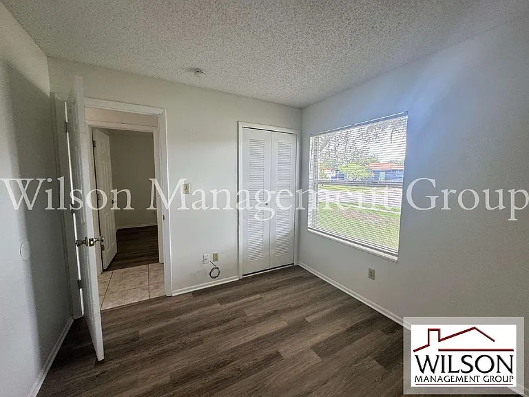 1013 Arizona Ct — Photo 15
