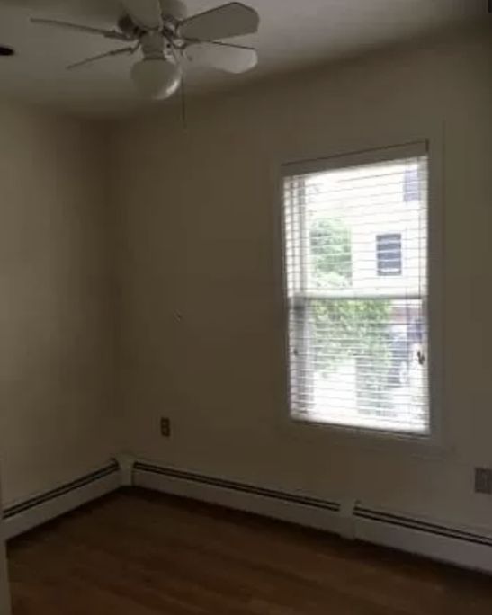 Building Photo 3