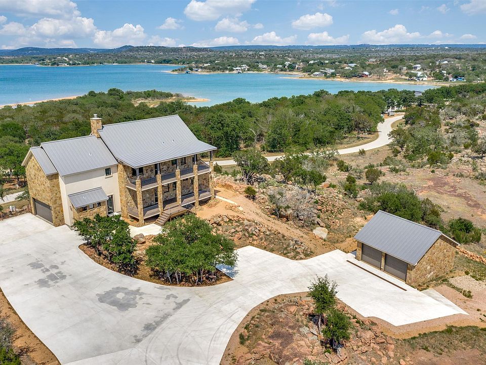 1st image of 214 Peninsula Dr