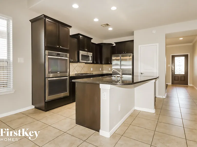 4914 Ginger Bluff Trl — Photo 9