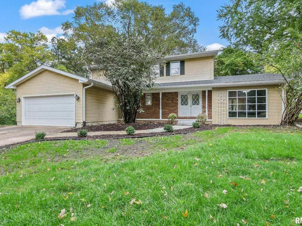 2937 S Bay Ln, Springfield, IL 62704