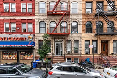 Rented by Rennit Inc.