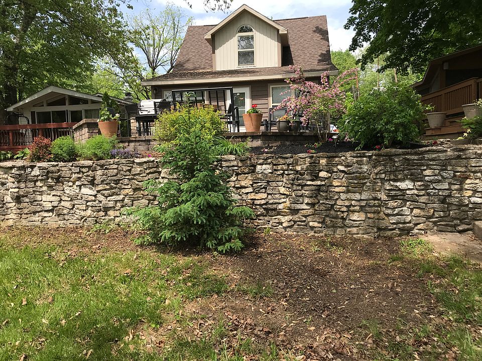1st image of 12384 W Crest Dr