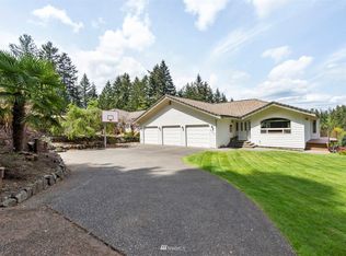 634 NE Dawn Rd, Bremerton, WA 98311