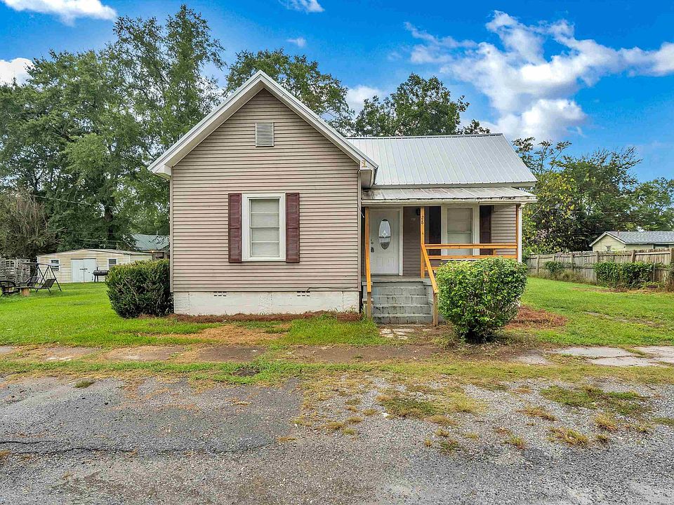1st image of 28 Jackson Ave