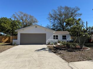 8957 109th Ter, Seminole, FL 33777