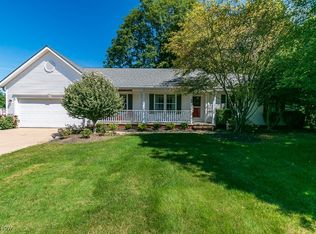 6803 Rockport Ln, Mentor, OH