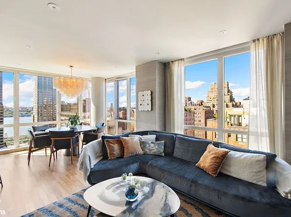 200 W End Ave APT 19B, New York, NY 10023