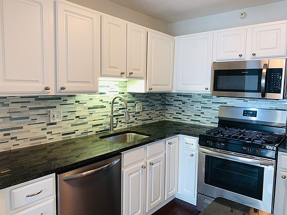 4th image of 545 N Dearborn St APT 2903