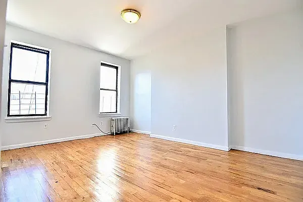 Rented by Brickview NYC Realty NYV LLC | media 1