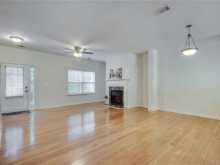 1684 Northgate Mill Dr — Photo 11