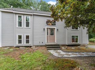 3 Chestnut St, Blackstone, MA 01504