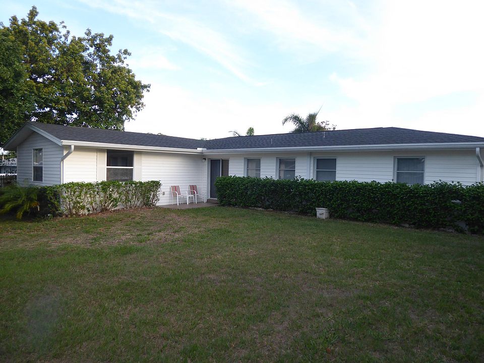 1st image of 11425 81st Ave