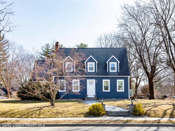 40 S Manheim Boulevard, New Paltz, NY 12561