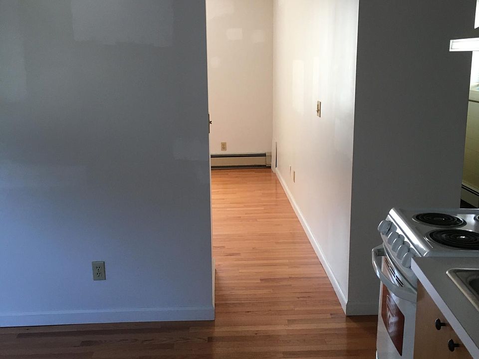 2nd image of 1 Howard St Floor 2