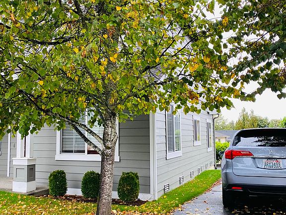 Long driveway for more parking