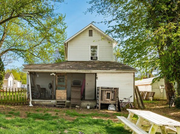 30 Boner St, Newark, OH 43055