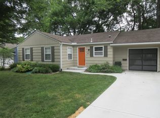 3607 W 79th St, Prairie Village, KS 66208