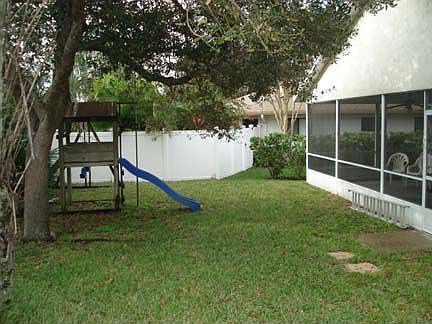 2nd image of 2063 Bottlebrush Dr