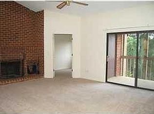 109 Turtle Creek Rd APT 11, Charlottesville, VA 22901