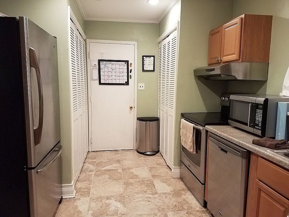 1st image of 169 Garden Gate Ct