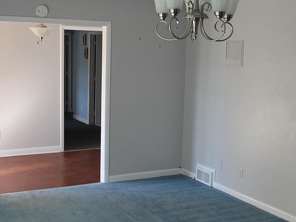 3rd image of 505 Beech St