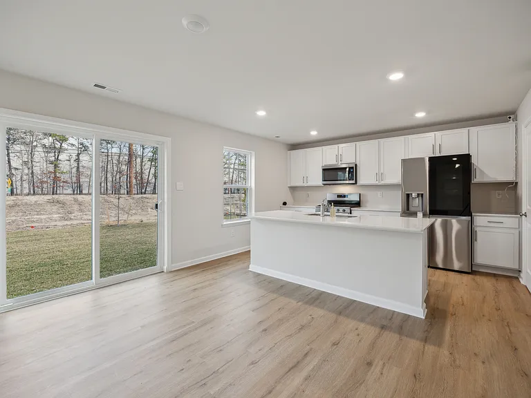107 Malibu Dr — Photo 4