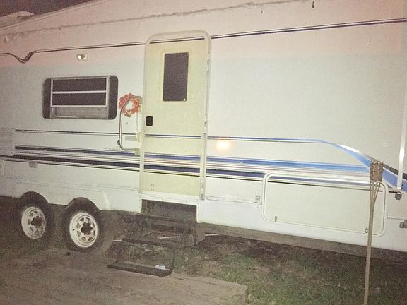 5th image of 1225 Osteen St Trlr 6