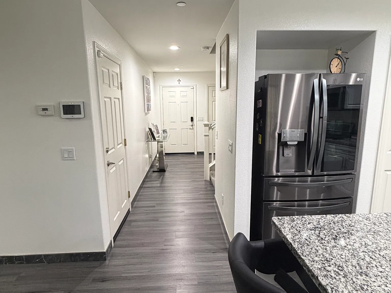 3 bed, 2.5 bath, 1847 sqft, $1,200 — Photo 2