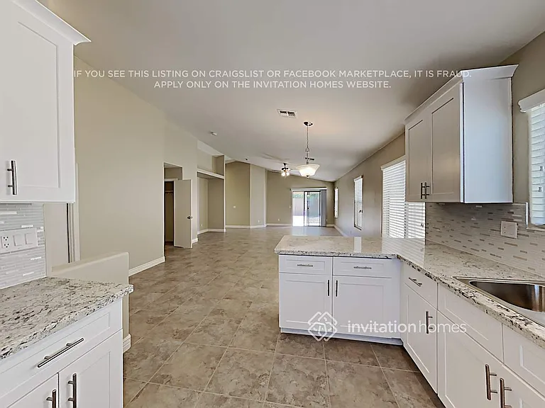 9403 W Miami St — Photo 7