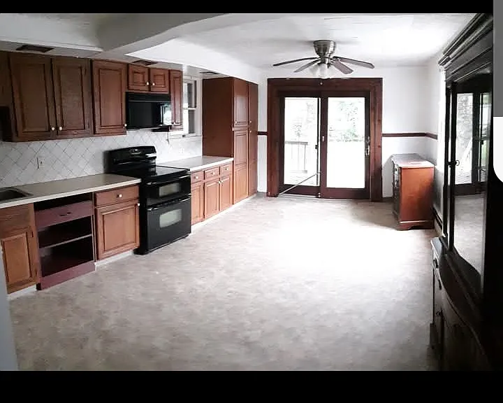1929 E Jonathan St — Photo 1