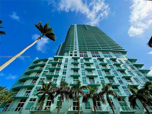 2nd image of 1900 N Bayshore Dr APT 4510