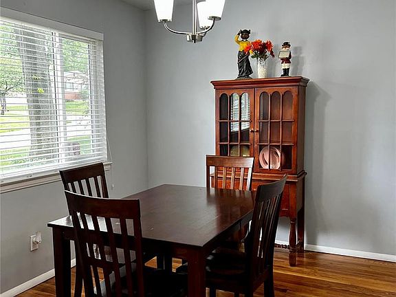 5th image of 10731 Corning Dr