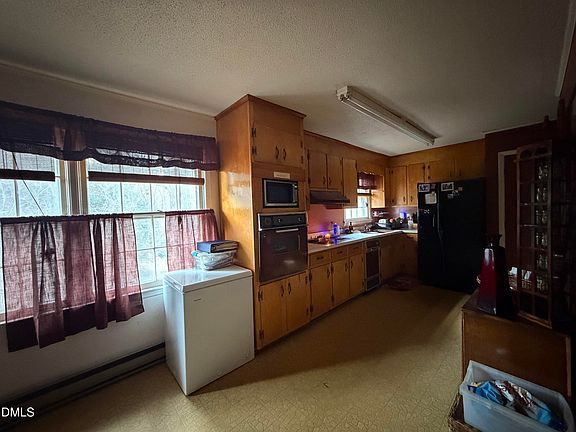 4th image of 603 Sagefield Way