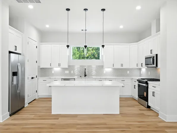 1989 Bauer Dr, Houston, TX 77080