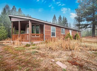 23215 E Blanchard Rd, Newport, WA 99156