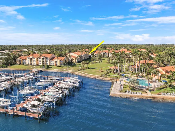 157 Yacht Club Way #304, Hypoluxo, FL 33462