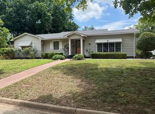 1625 Indian Dr, Enid, OK 73703
